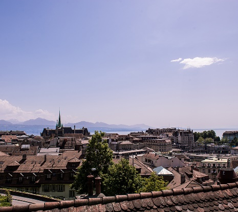 Le studio Lakeprod peut mettre à votre disposition son photographe de Lausanne.